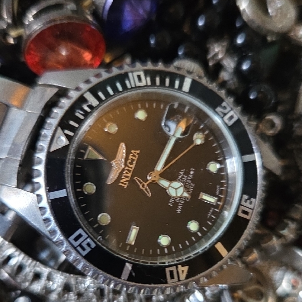 HUGE LOT SILVER TONE JUNK JEWELRY - Picture 3 of 8